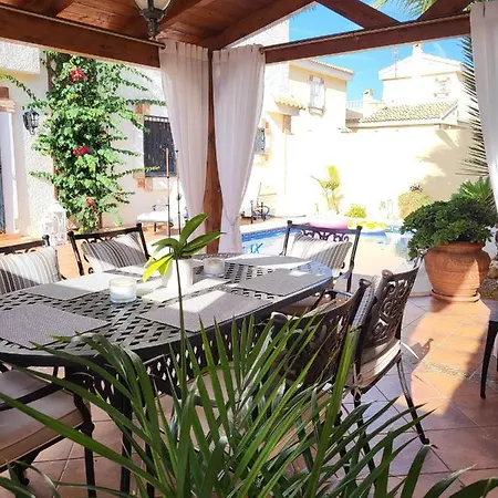 Vila Luxury Puerto Marino